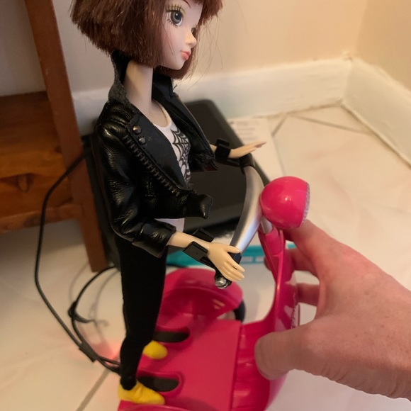 Fabulous Siggy with Jun Doll - Picture 2 of 6